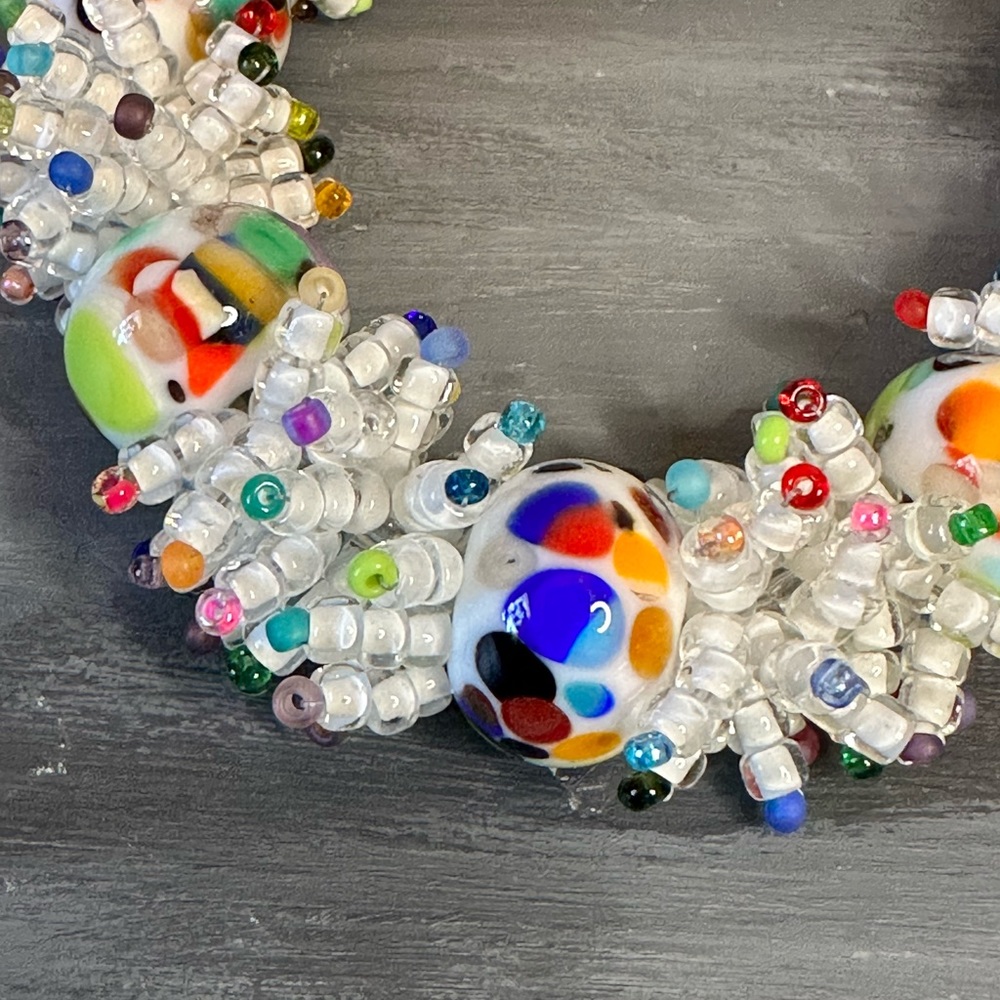 Artisan hand crafted multi colored art glass bead confetti bracelet silver clasp - Picture 2 of 11